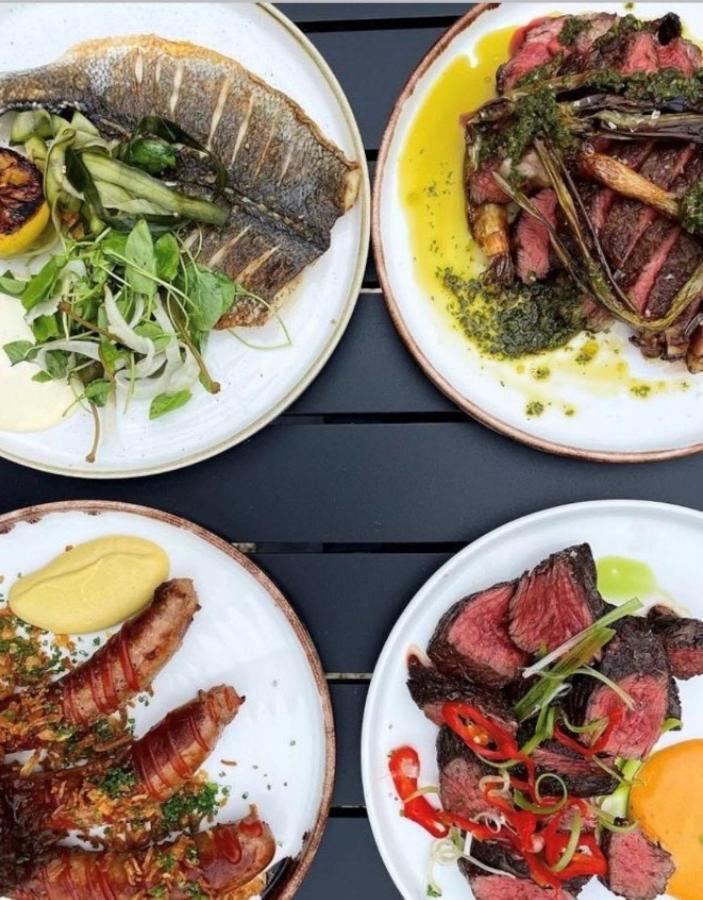 The Nevill Arms 호텔 메드본 외부 사진